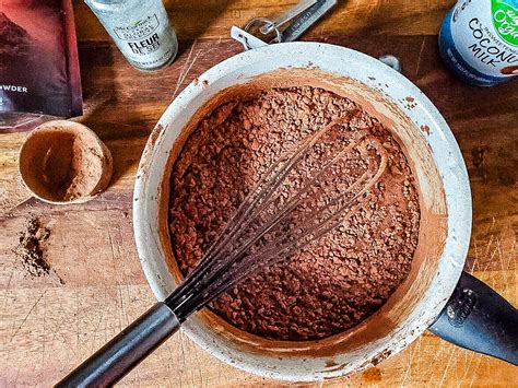 Fans Are Raving About The Dairy Free Cocoa Creamer - RYZE Superfoods