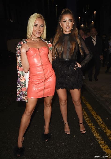 Georgia Steel Flashing Her Gorgeous Boobs - PlayCelebs.net