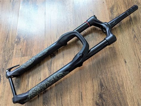 RockShox Lyrik RCT3 29/27,5+ 160мм DebonAir Boost 2050г - 950.00Br ...