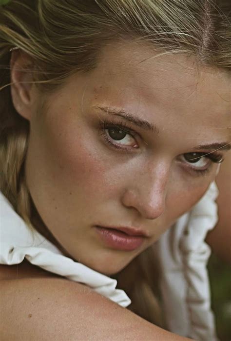 Alyx | The Source Models | Top Miami Modeling Agency & Management Company