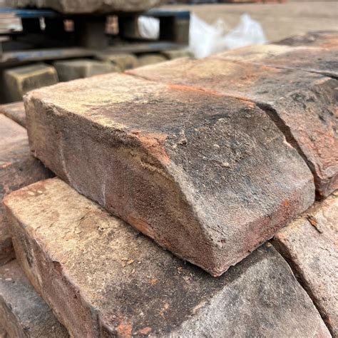 65mm Handmade Plinth Header Brick PL2.2 – Reclaimed Brick Company