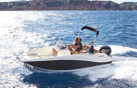 Открытый катер c подвесным мотором - ACTIV 555 OPEN - Quicksilver Boats