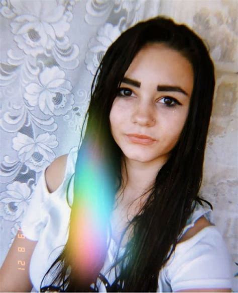 На Днепропетровщине пропала 13-летняя девочка: приметы и фото | Новини