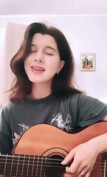 Губки бантиком, бровки домиком - YouTube