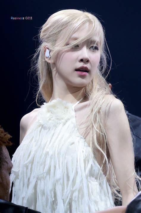 Rosé (BlackPink) là thành viên duy nhất gia hạn hợp đồng với YG