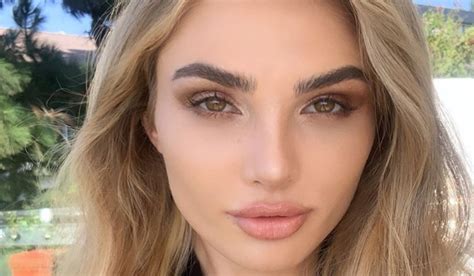 Kenzie Anne InstaFitBio | Models Biography