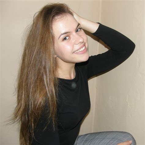 AIdro_mX0gjDpdyK8I8lly705rWC4xQStO_SbMRHV8BKpw=s900-c-k-c0x00ffffff-no-rj