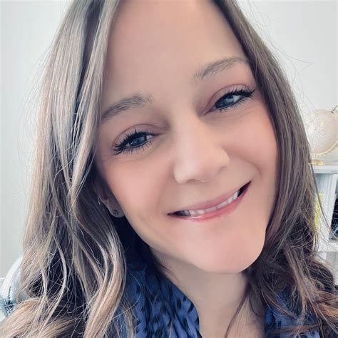 Kaylee Rae | High Vibes, Great Buys's Amazon Page
