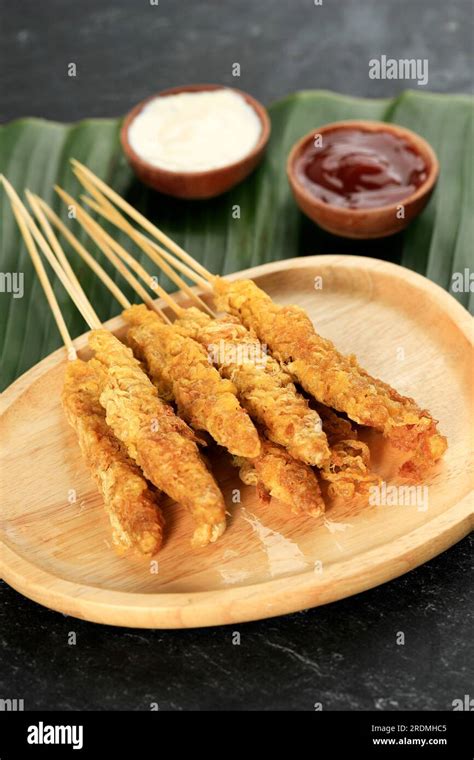 telur  telor gulung rolled egg omelette  skewers popular street