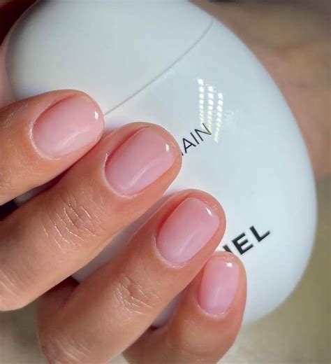 Нежный маникюр | Simple nails, Gel nails, Natural nails manicure
