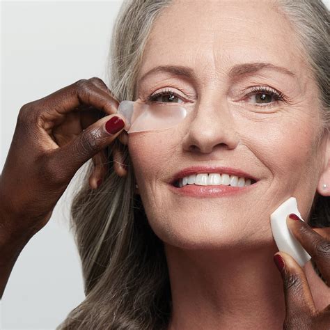 Eye & Smile Lift | Eye Wrinkle Treatment | SiO Beauty