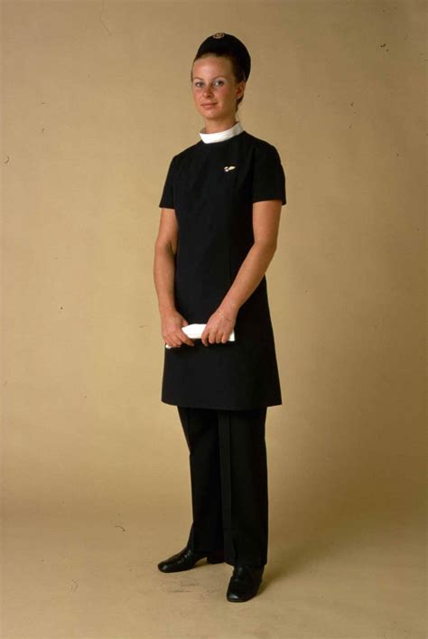 Flight Attendant Uniforms From The 70’s (15 PICS) - Izismile.com