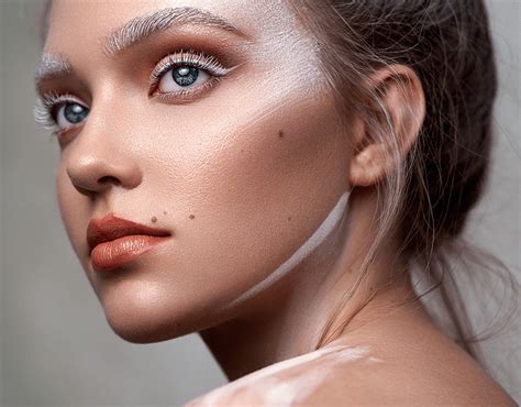 Anna Glushenkova on Behance