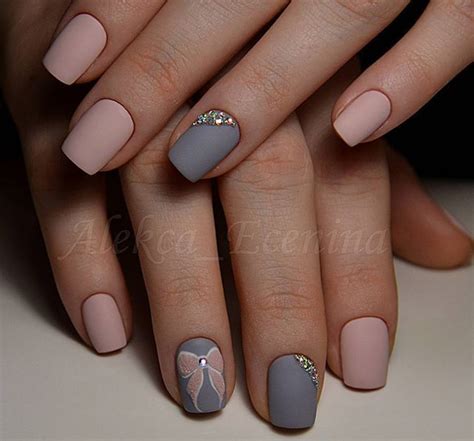 Бежевый маникюр. Дизайн ногтей в бежевом цвете | ВКонтакте Pink Grey ...