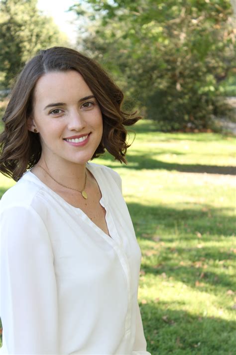 Obituary and Memorial Service Details for Natalie Moore 25