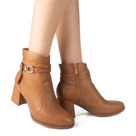 Bota Cano Curto Caramelo Feminina - BOTA DAKOTA DE CANO CURTO CARAMELO Josymix | Moda Feminina, Masculina e ...
