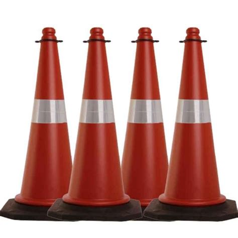 Red PVC Road Safety Cones at Rs 170 in Indore | ID: 2852226467788