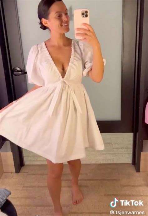 'I have a small waist and huge boobs – clothes shopping can be a real