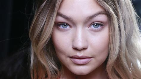 Gigi Hadid Face Closeup Wallpaper,HD Celebrities Wallpapers,4k