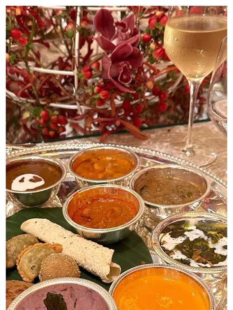 dishes served   nmacc launch gala dinner times  india