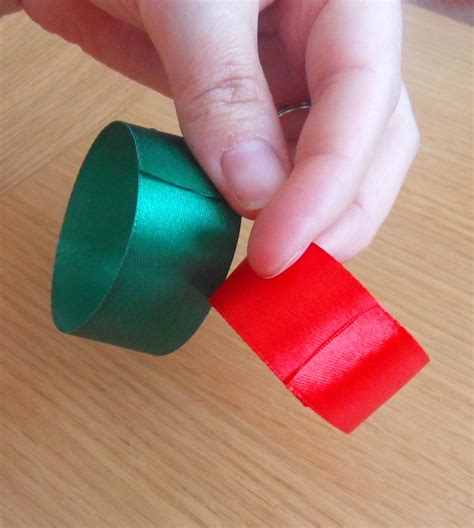 Koralikowe szaleństwa Katie: Kokardki Kokardki (jak zrobic kokardki na