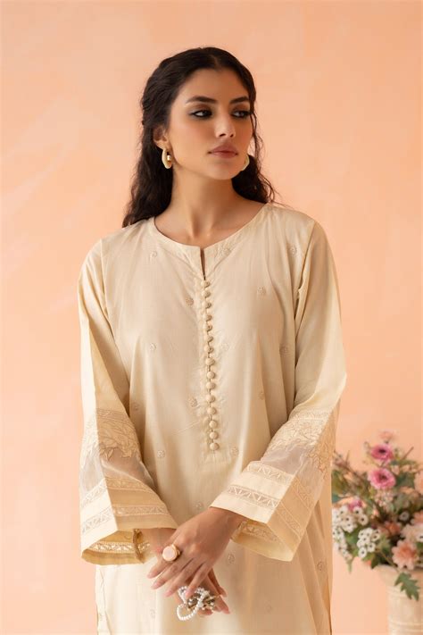 Noori – Rozana Clothing