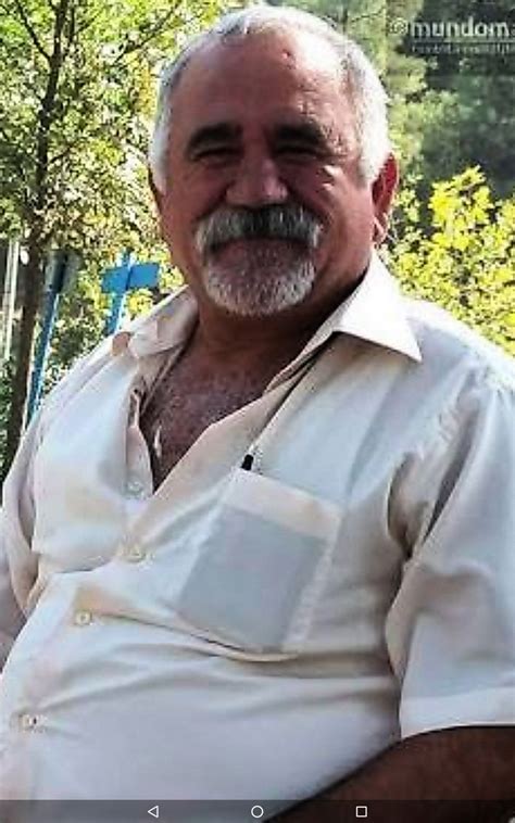 Pinterest | Hombres con bigote, Hombres maduros, Hombres peludos