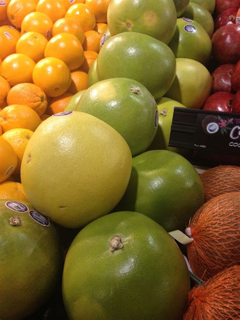 large green citrus fruit