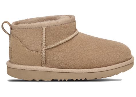 ugg classic ultra mini boot dune kids  dne