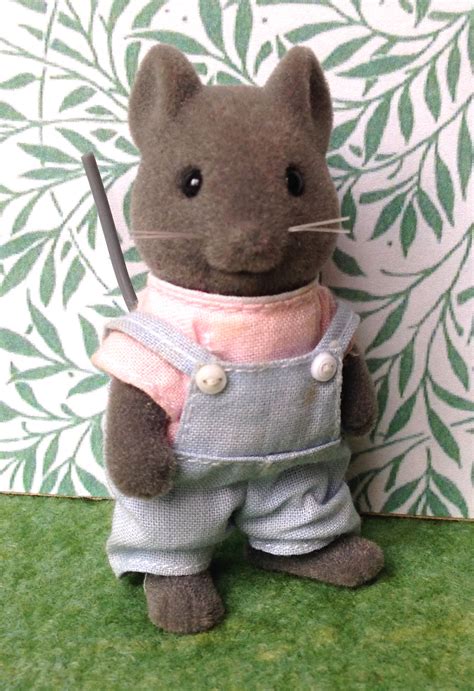 Sylvanian Families – Thistlethorn Grey Mouse Father – (First Families ...