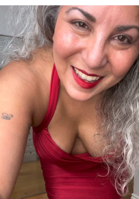 Misses Cecil (@cecilmisses) - Urlebird