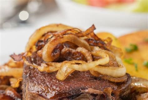 Carne Panela De Pressao Cebola - Carne assada na panela de pressão com cebola - ReceitasBR