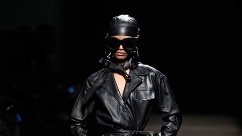 Juan Vidal Madrid Fall 2019 Collection | Vogue