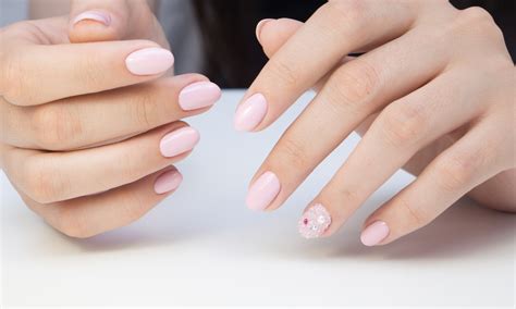 Online Gel Nail Course with Certificate