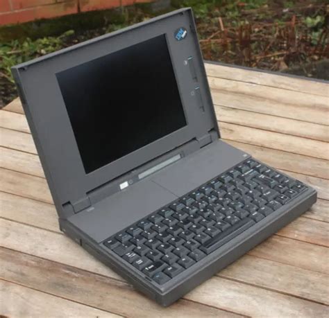 RARE VINTAGE IBM ThinkPad 300, launched in 1992 with the ThinkPad 700 ...