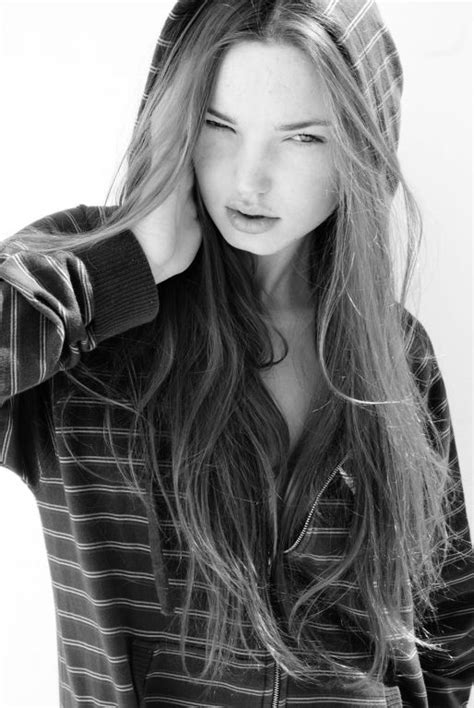 Juliana B. – NEWfaces