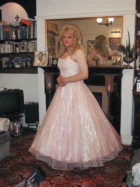 Femdom Sissy: Sissy 1