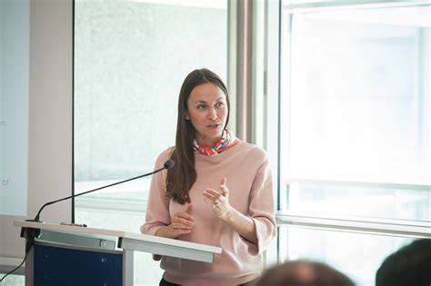 Евродепутатът Ева Майдел : Повече междусекторни платформи в Европа като ...