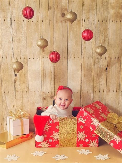 Baby Christmas photo shoot | Baby christmas photos, Christmas photos ...
