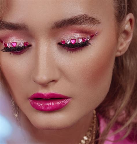 Beyond Lashes: Creative Ways To Use Lash Glue – True Glue Beauty