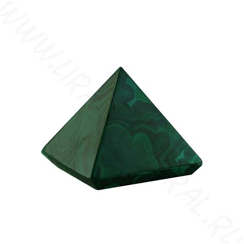Пирамида из малахита (40*40*37 мм) — купить изделия из камня | ural-mineral
