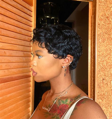 (buhh-DEE) on Twitter | Short natural curly hair, Natural hair short