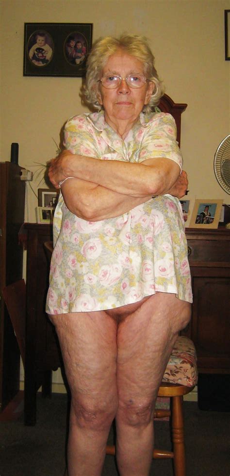 Sheila 80 Ans Granny De Uk Photos Porno, Photos XXX, Images Sexe