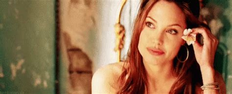 Angelina Jolie Smile GIF - Angelina Jolie Smile - Discover & Share GIFs