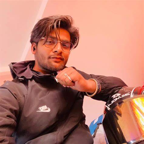 nitesh kumar yadav atniteshy instagram