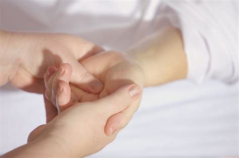 holistic non-invasive therapies - Vita Reflex