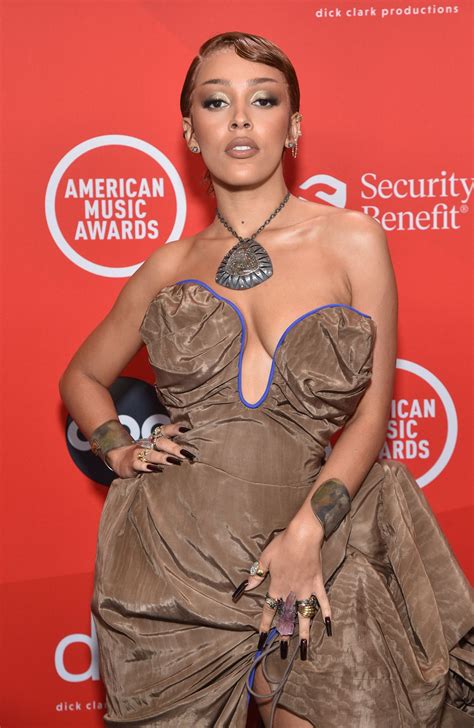 cat plastic surgery woman 8