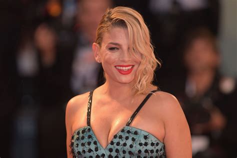 Emma Marrone Nuda