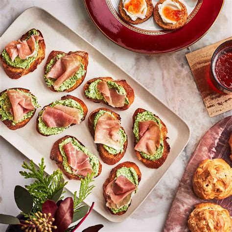 40 Christmas Snacks For A Very Merry Holiday Season