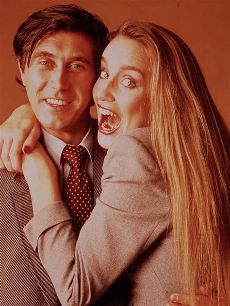 Jerry Hall and Rupert Murdoch to tie knot 'sooner rather than later ...